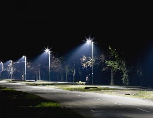 Elektrikli Araçlara ve Solar Güneş Panelli Aydınlatmalara Enerji Çözümleriyle Geleceğe Güç Veriyoruz